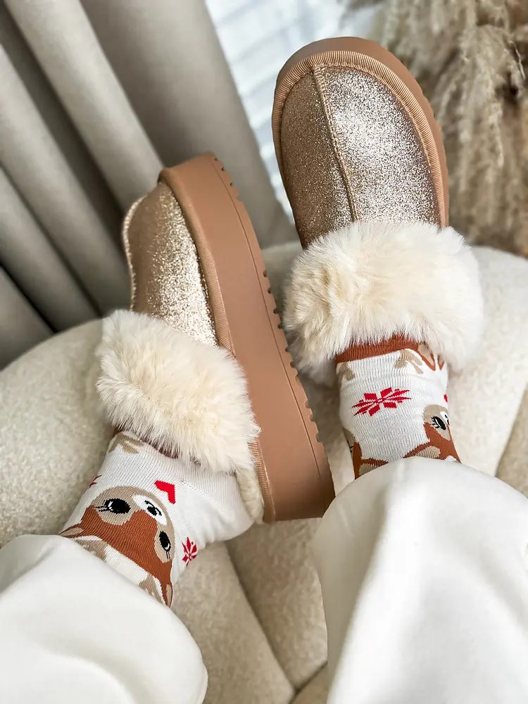 Csillogós meleg papucs GLENA