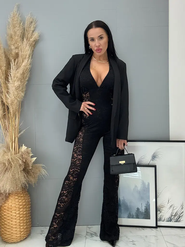 Csipkés nyakbakötős overál TIVARIA