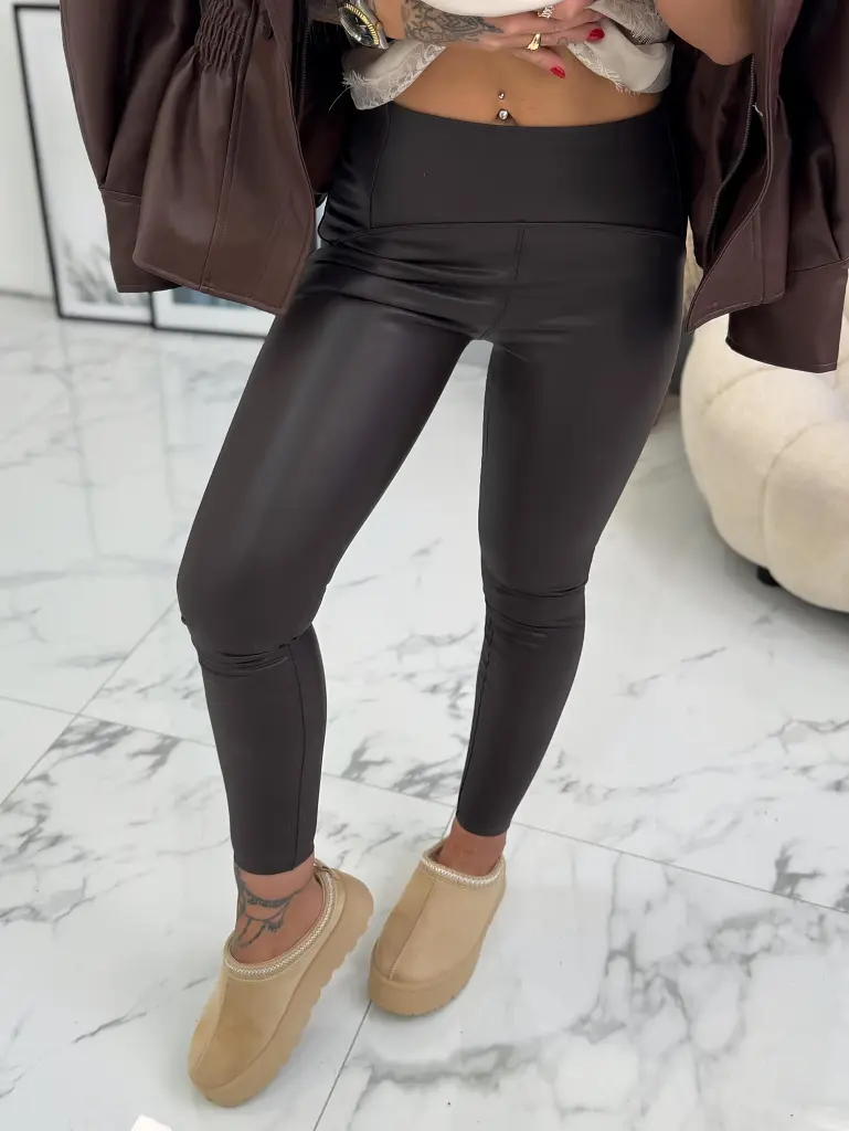 Barna műbőr leggings magas derékkal