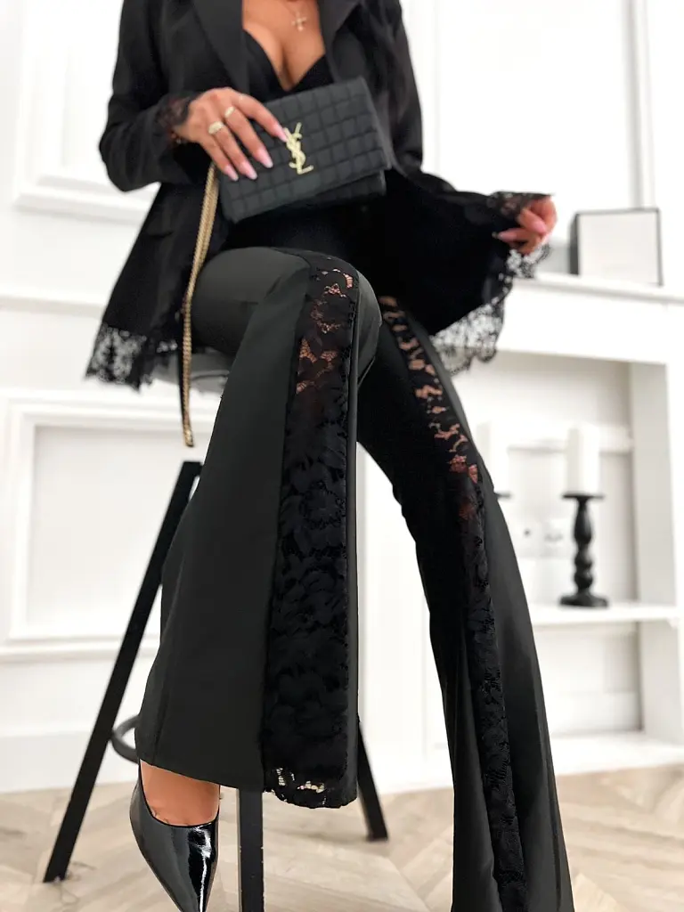 Magas derekú trapéz leggings csipkével BIANCA - next