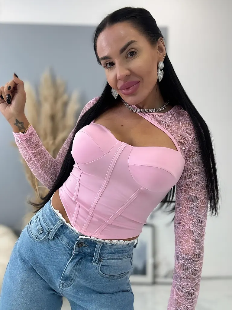 Csipkés felső melltöméssel DORKA