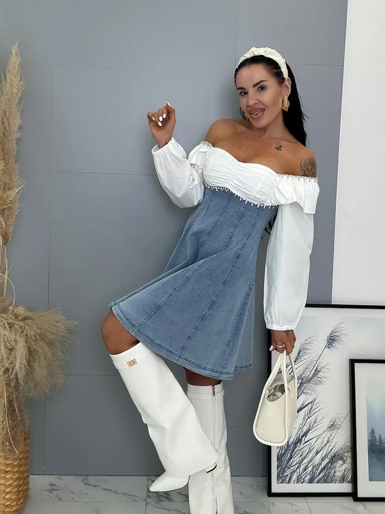 Kövekkel díszített farmerruha LERRYS - next