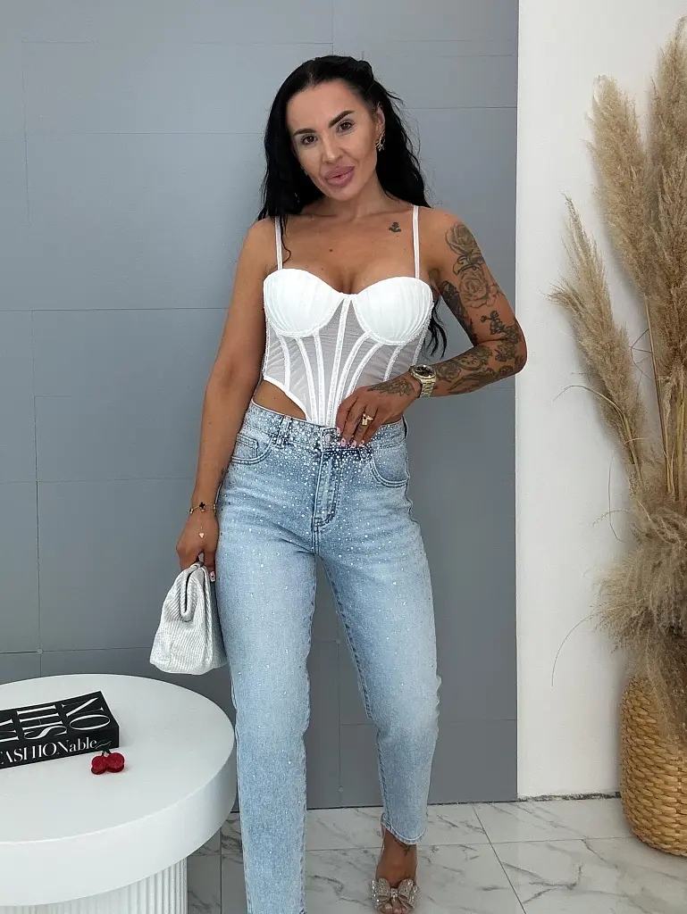 Full extrás gazdagon kövekkel díszített High Waist farmer - next