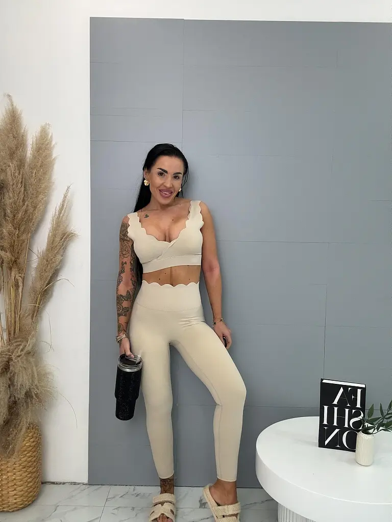 Lézervágott sportos szett ROMILA