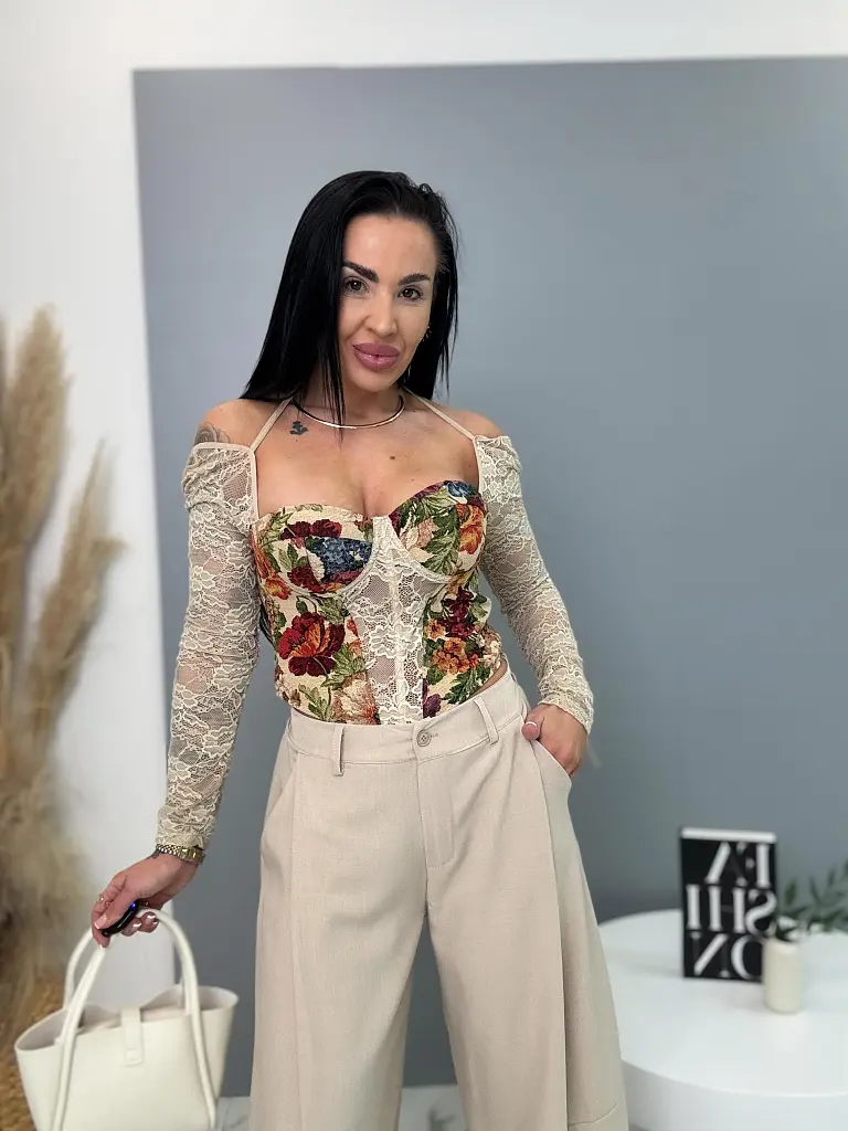 Ballon gumis derekú nadrág CARLA - next