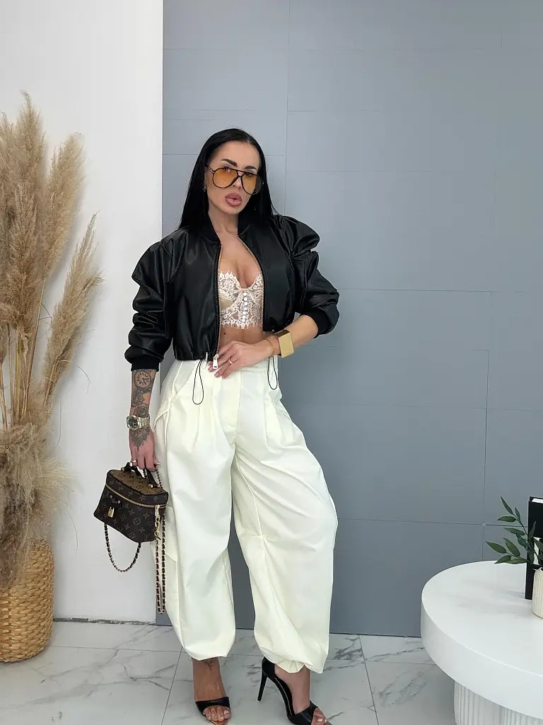 Ballon fazonú cream nadrág SELORIA