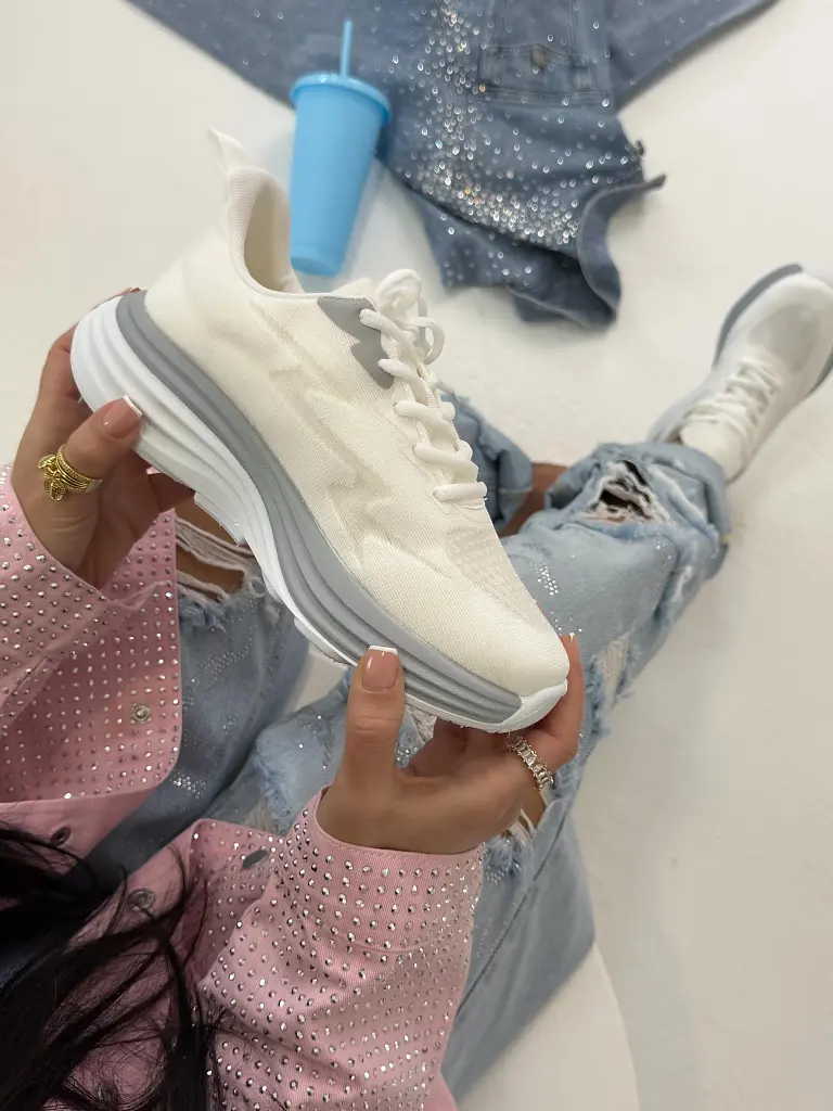 Ultrakönnyű platformos sportcipő VIVA - next