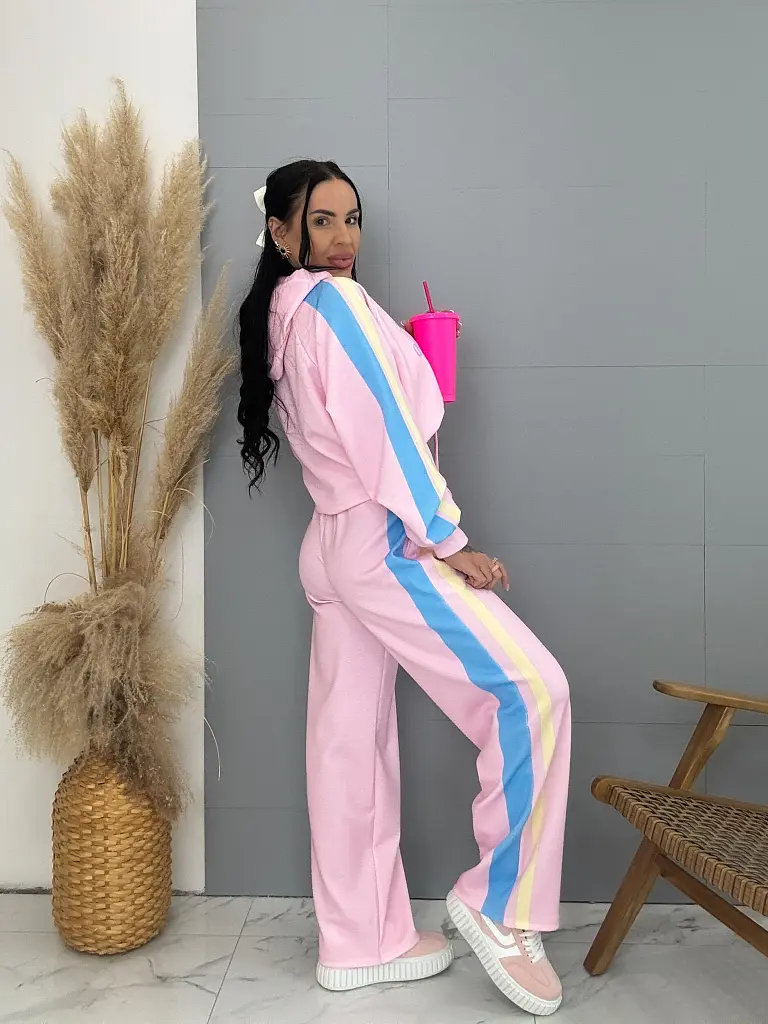 Női kapucnis sportos szabadidő szett OLIVIA - next