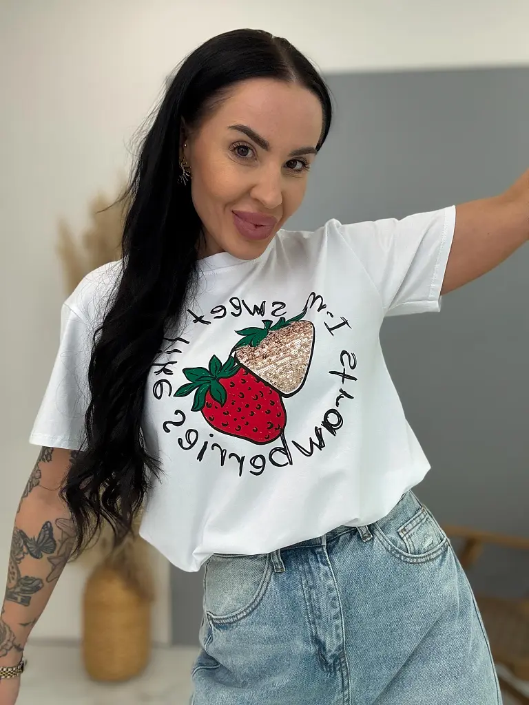 Fehér trikó flitteres díszítéssel és lenyomattal STRAWBERRY - next
