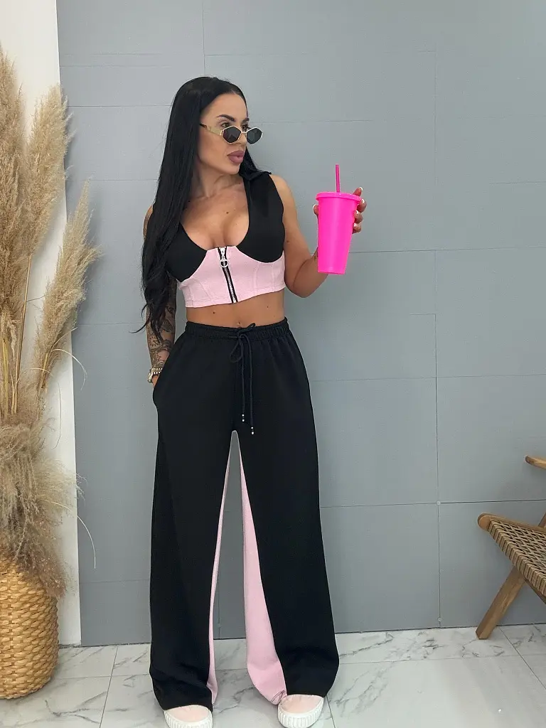 Sport együttes melltöméses crop toppal NORA - next