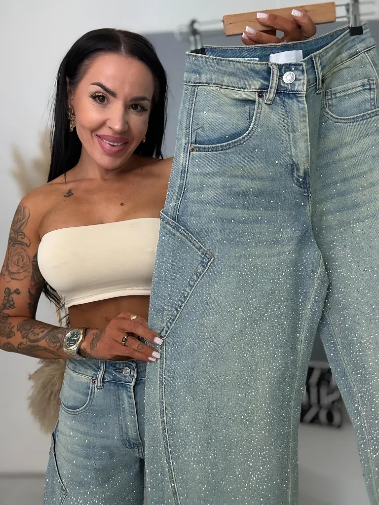 Prémium minőségű strasszköves farmernadrág VENUS