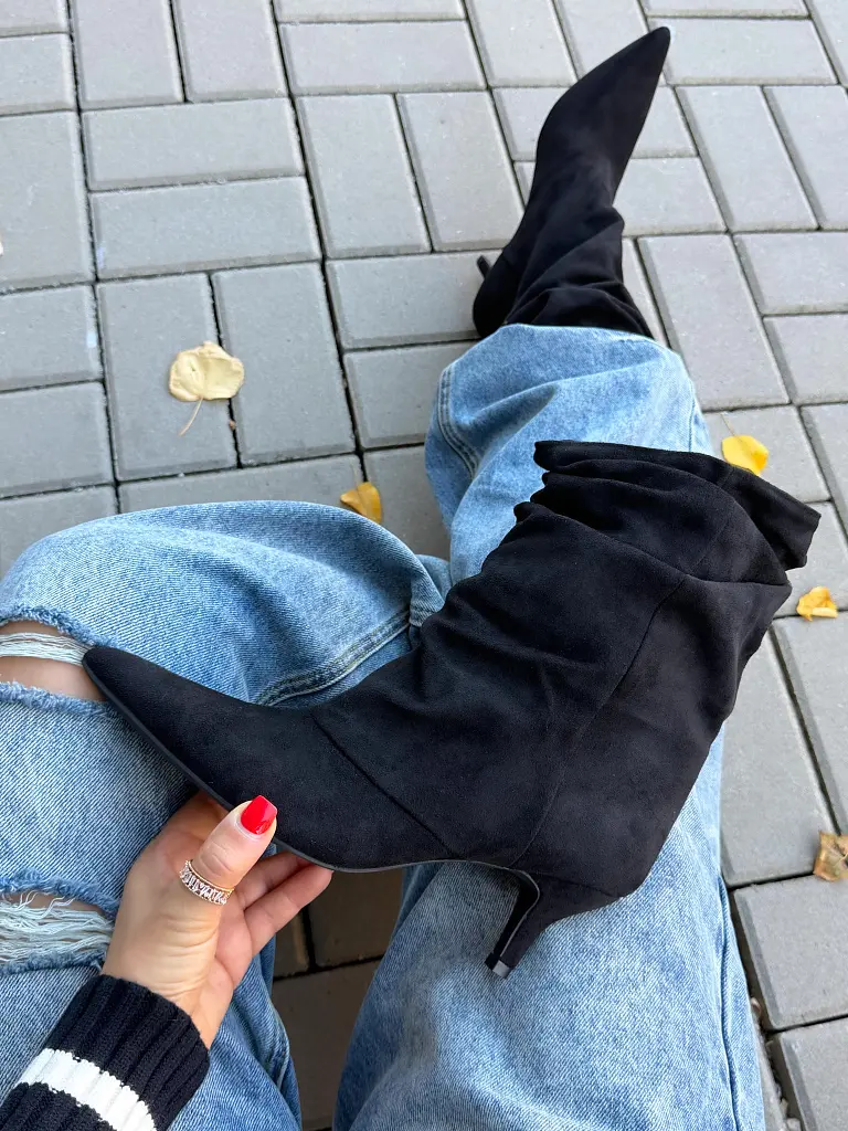 Női csizma NAOMI